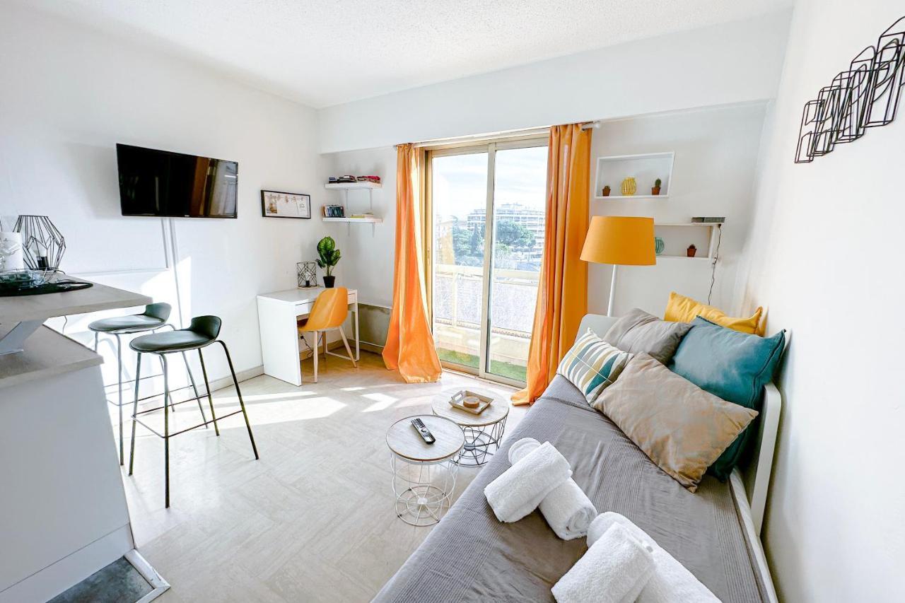 Guignon - Apart Sunny Comfort Close To The Port & Station Antibes Zewnętrze zdjęcie