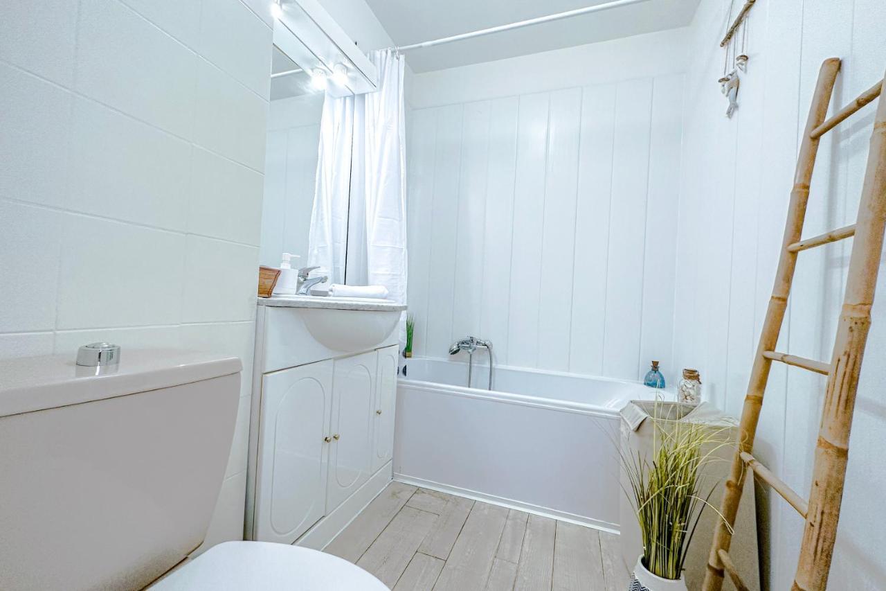Guignon - Apart Sunny Comfort Close To The Port & Station Antibes Zewnętrze zdjęcie