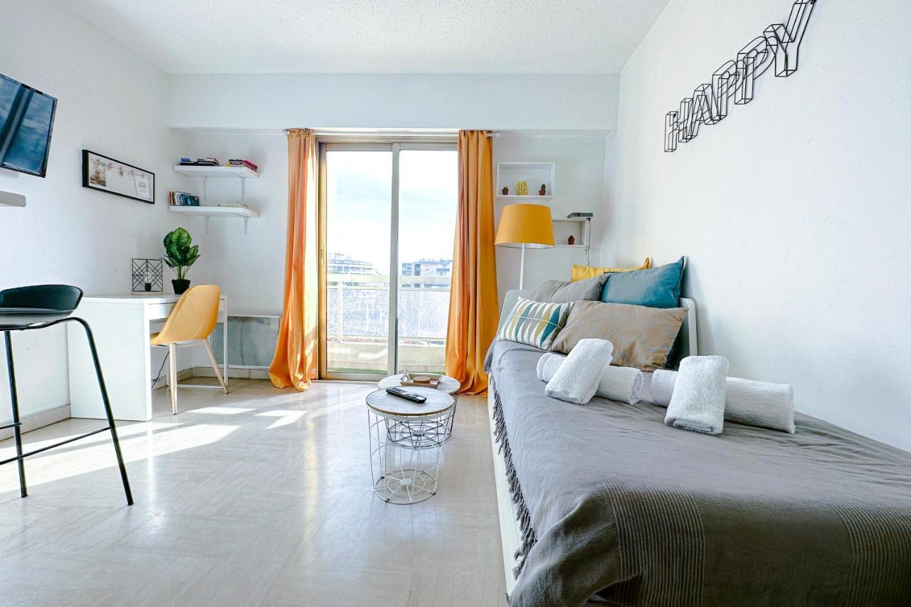 Guignon - Apart Sunny Comfort Close To The Port & Station Antibes Zewnętrze zdjęcie